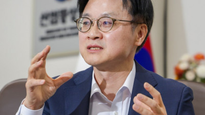 김정관 “AI 시대 원전 필요… 기업들 전기료 부담 안 되게 최대 지원”